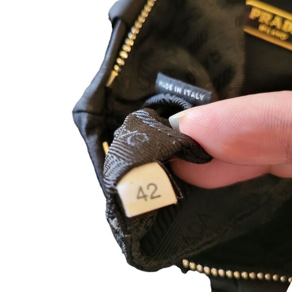 Prada Bow-Detailed Nylon Wristlet Clutch in Black - Picture 5 of 16